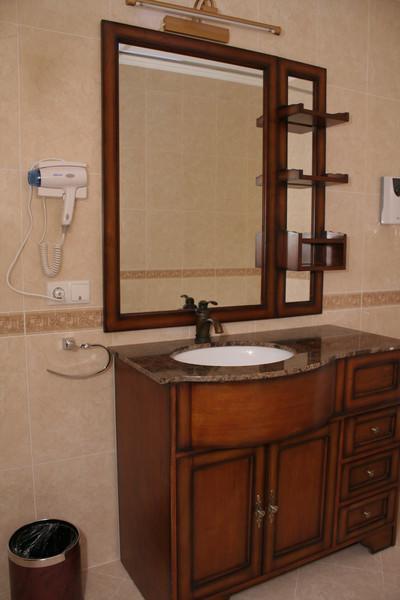 Hotel Luxurious Taraz Exterior foto